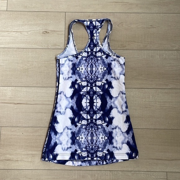 Lululemon Razor back tank - Picture 4 of 4